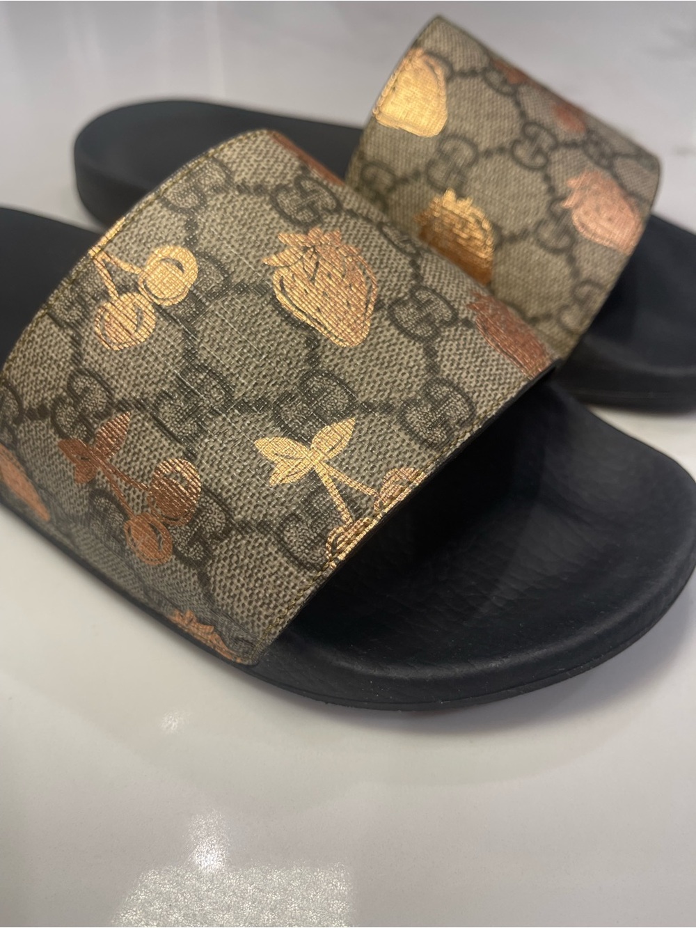 Authentic Gucci GG Supreme Brown Monogram Slides with Gold Berry Accents
